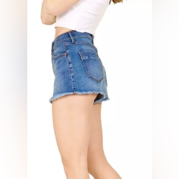 Rewash The Wedge High Rise Denim Shorts Jean Distressed Cutoff NWT Size 11/30w - Picture 3 of 3